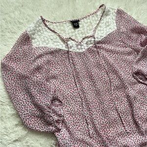 Torrid Pink and White Floral Crochet Detailing Peasant Blouse